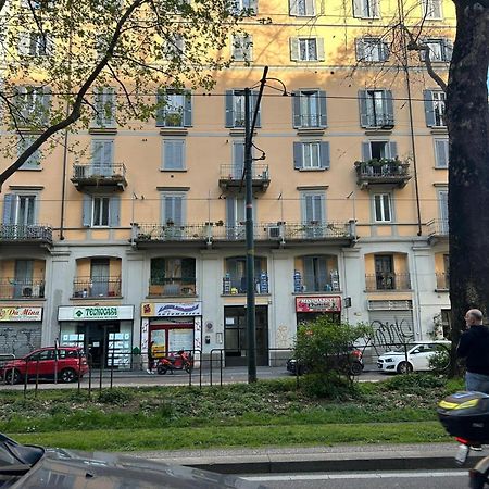 Montenero Suite Milánó Kültér fotó