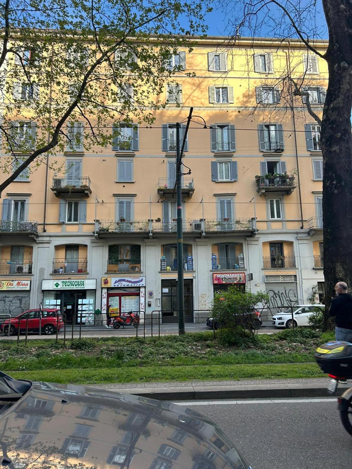 Montenero Suite Milánó Kültér fotó